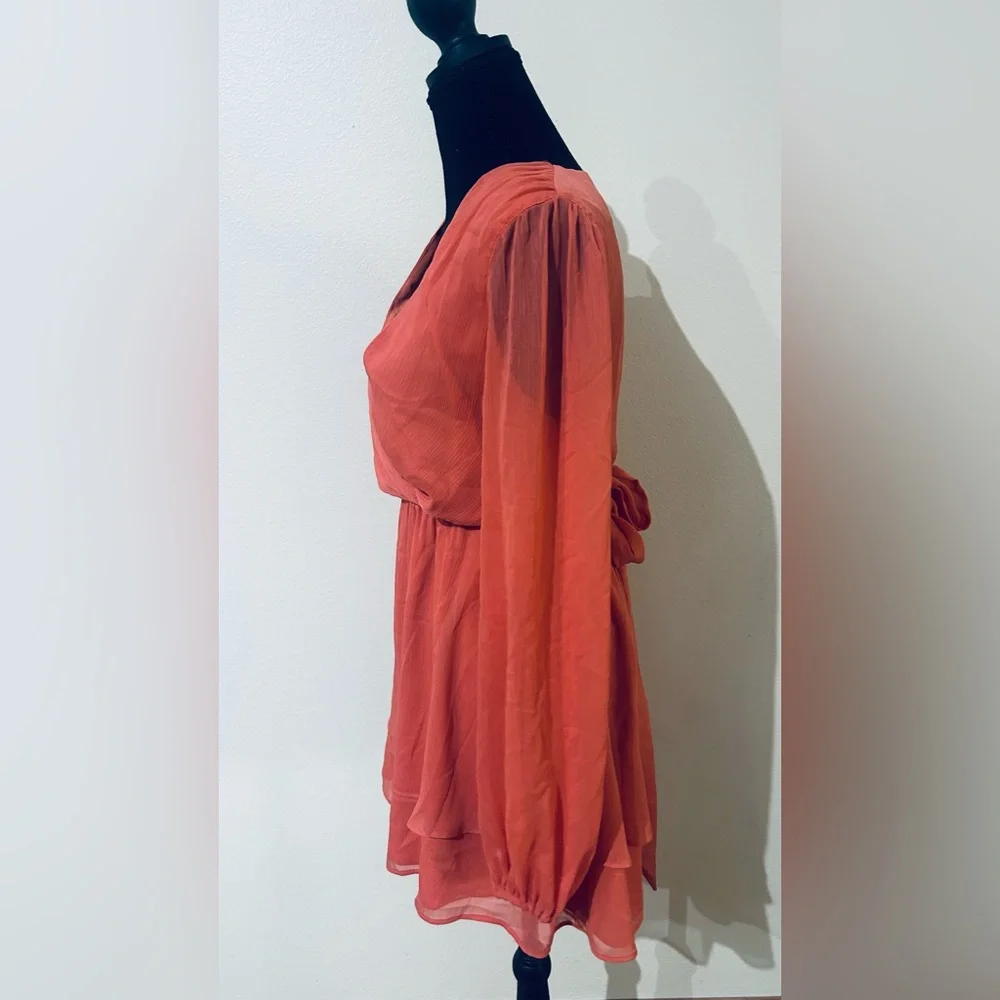 Express Coral Romper - Picture 4 of 6